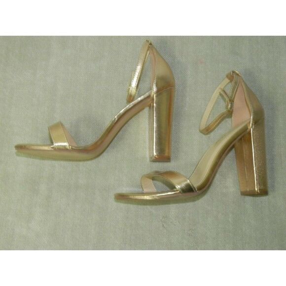 Lulu's Heels Rose Hold ‎ Stacked Block Heel Ankle Strap Pumps Size 10 - Picture 8 of 9